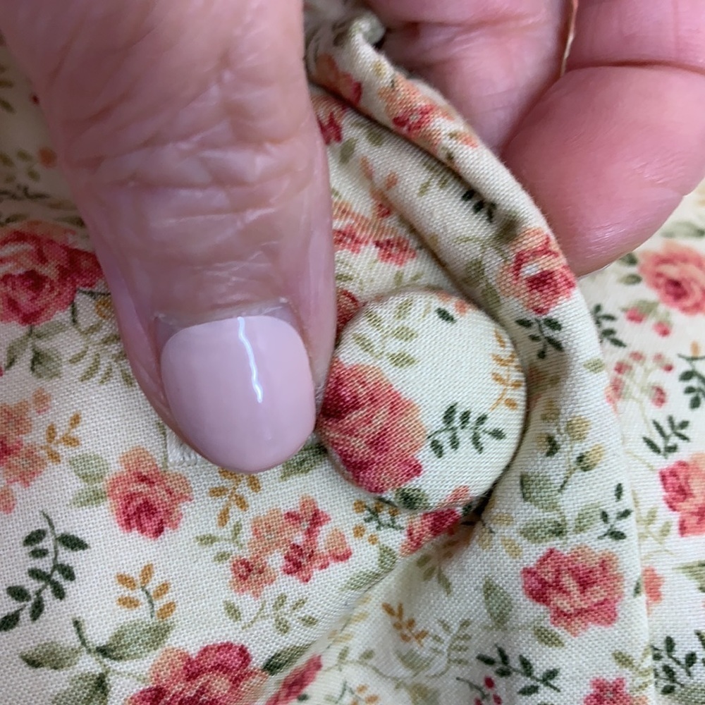 Spring Time Roses Covered Button Lined Blazer  L - Picture 3 of 6